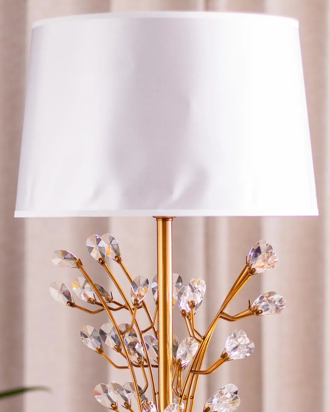 'Luxe Illuminate' Table Lamp