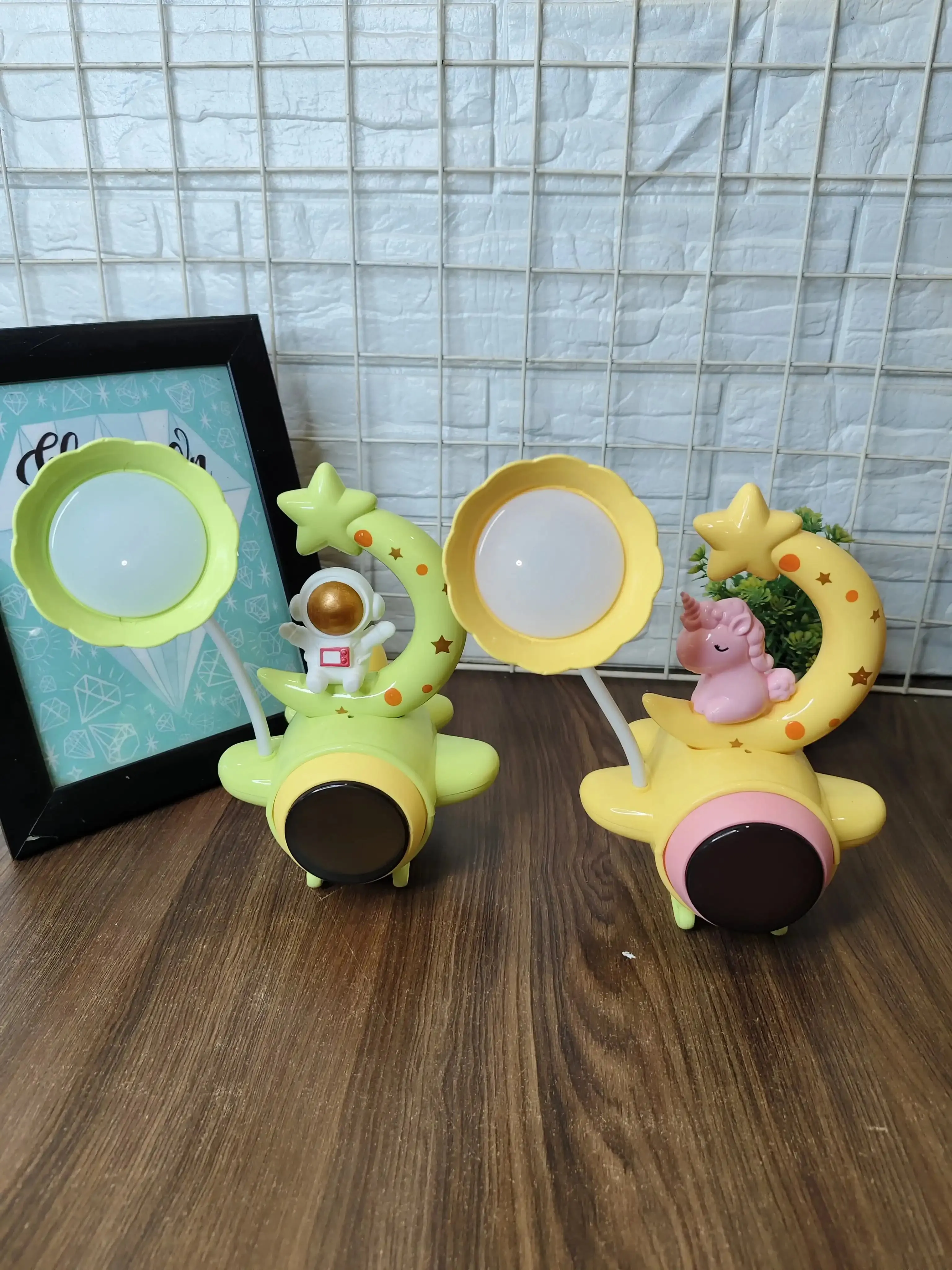 Unicorn and space table lamp